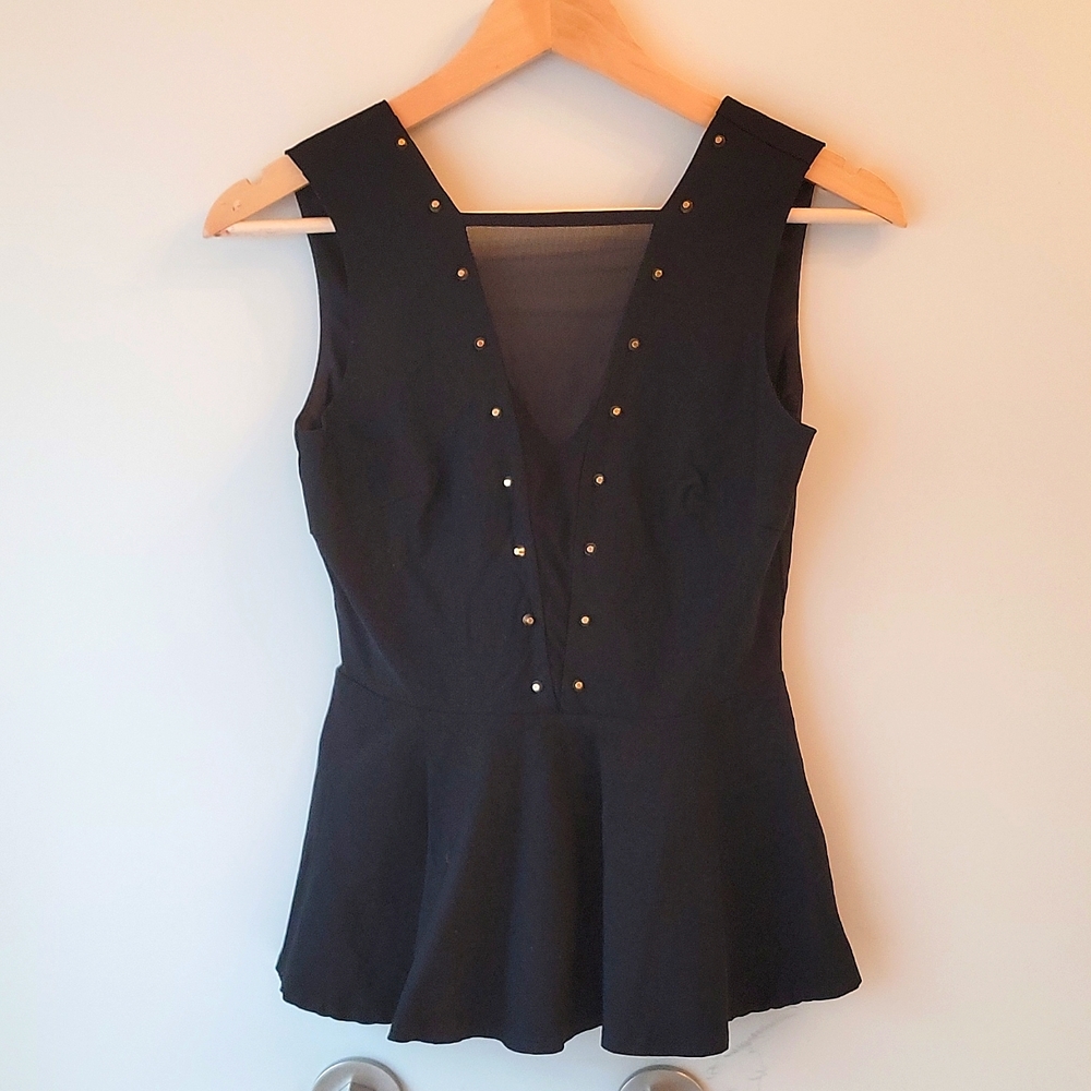 Windsor black top